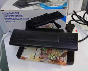 Money Detector UV Ultraviolet Light (Model 318) - thumbnail 2