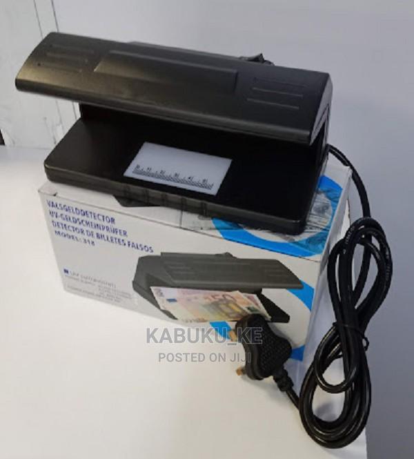 318 Banknote Counterfeit Money Detector - main view