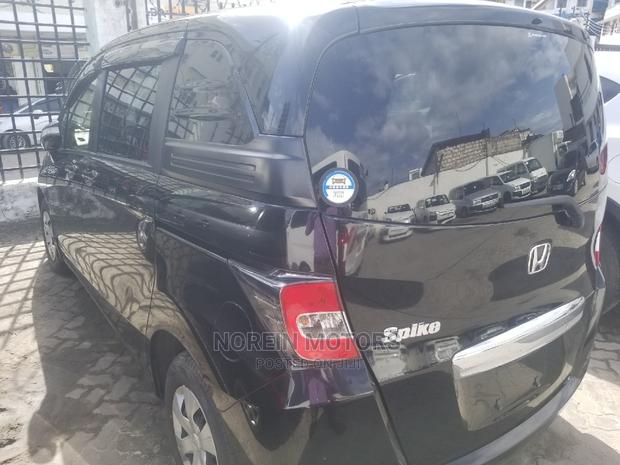 Honda Freed 2015 Black - thumbnail 9