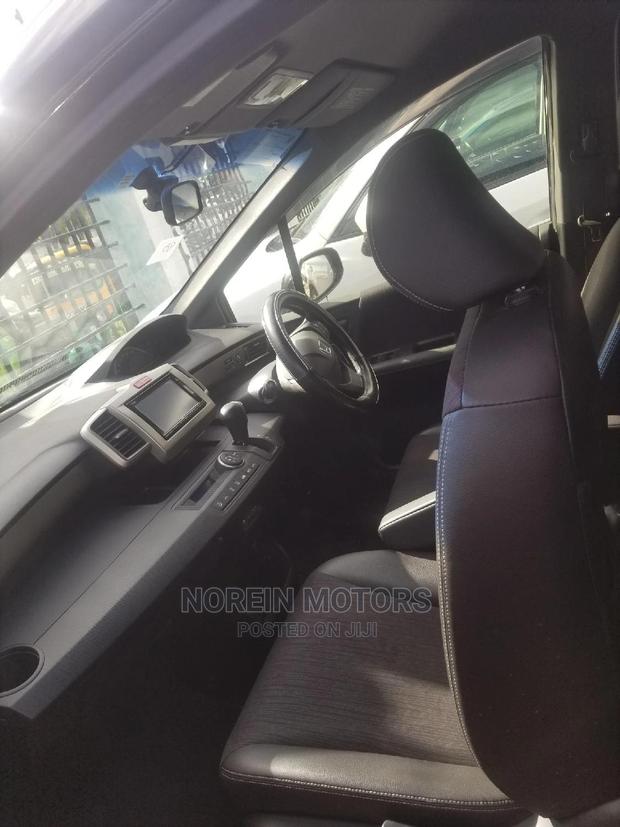 Honda Freed 2015 Black - thumbnail 3