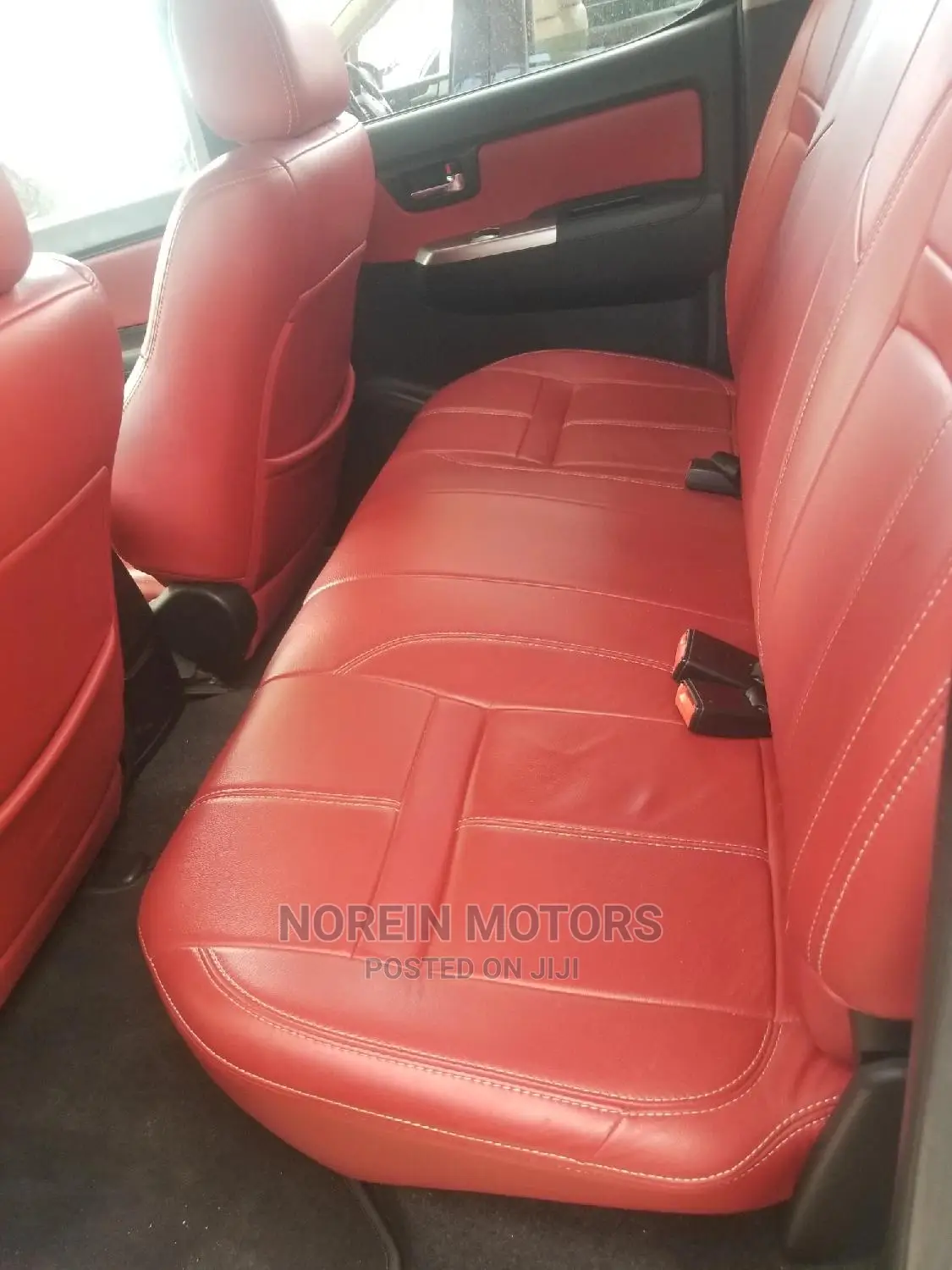 Toyota Hilux SR 4x4 2015 Silver