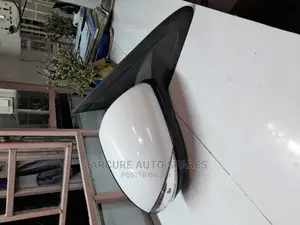 Axela Side Mirror With Indicator