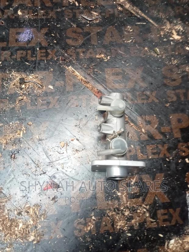 Brake Master Cylinder Isuzu 3.3 - thumbnail 3