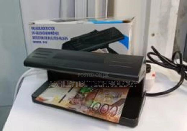 Money Detector / Fake/ Counterfeit Money Detector - main view