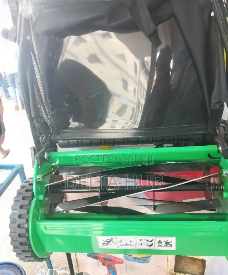 Super. Lawn Mower
