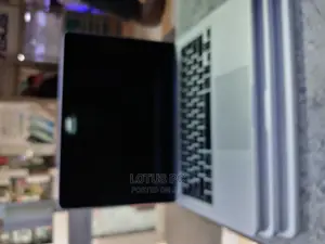 Laptop Apple MacBook Pro 2015 8GB Intel Core I5 SSD 256GB