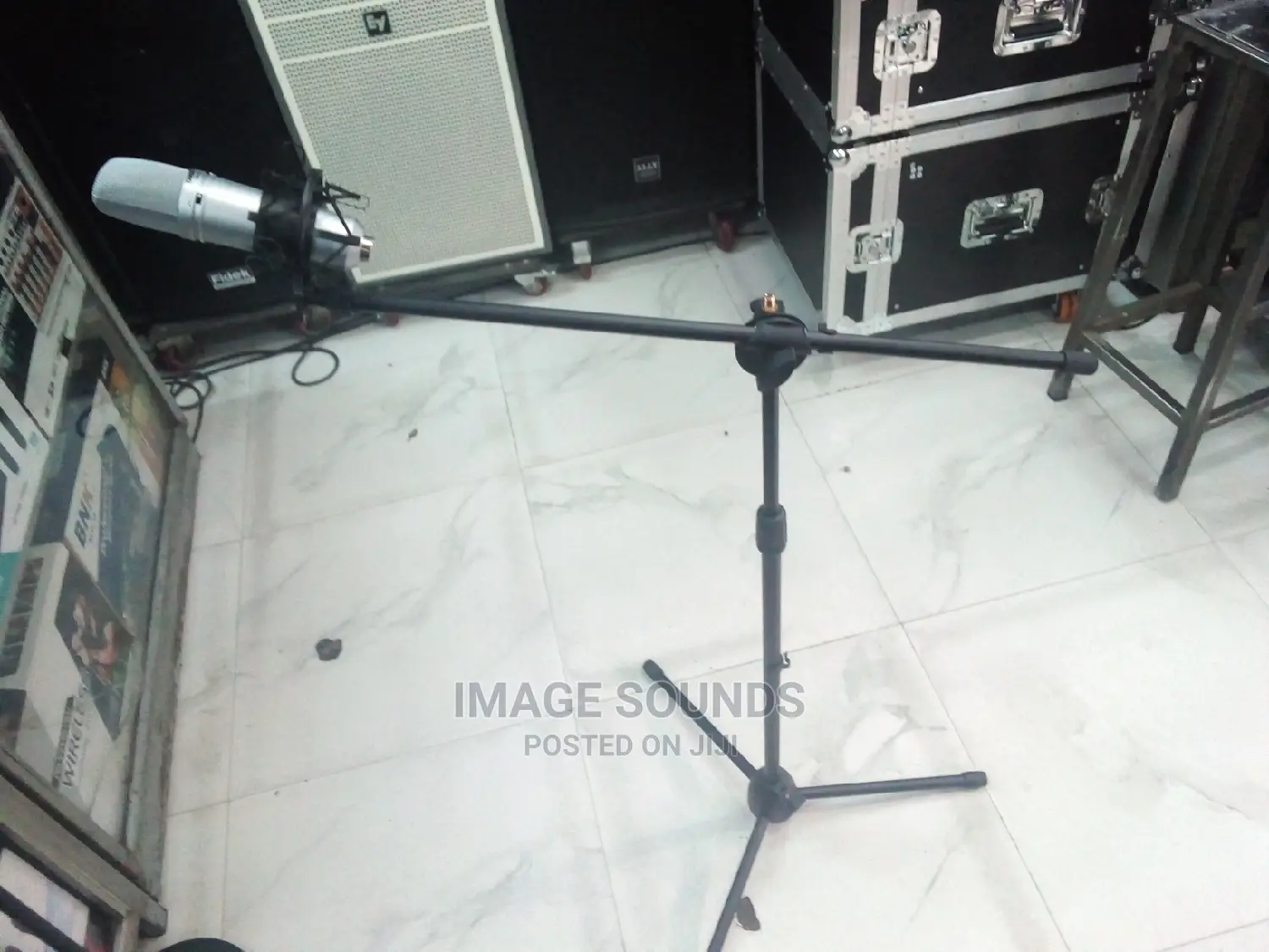 Tripod Microphone Stand