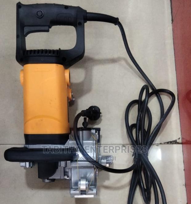 Wall Chisel Machine