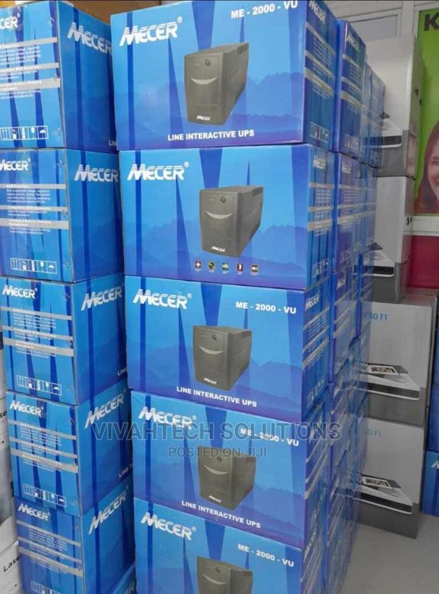 Mecer 2000va UPS - main view