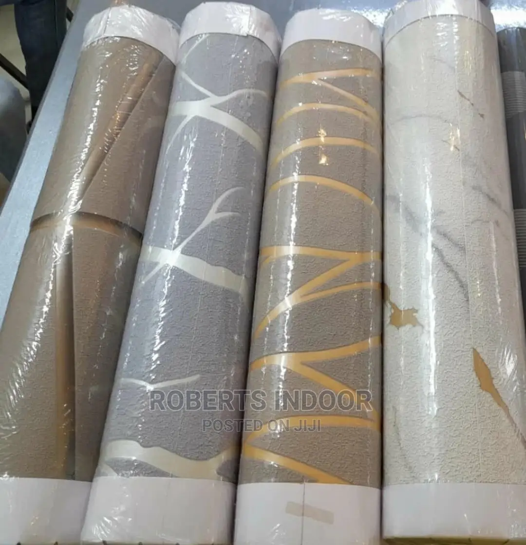 Embossed Elegant Wallpaper
