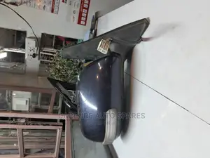 Toyota Rumion Side Mirror
