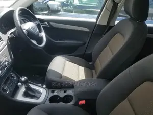 Audi Q3 2.0 TDI 140hp Quattro 2014 Black
