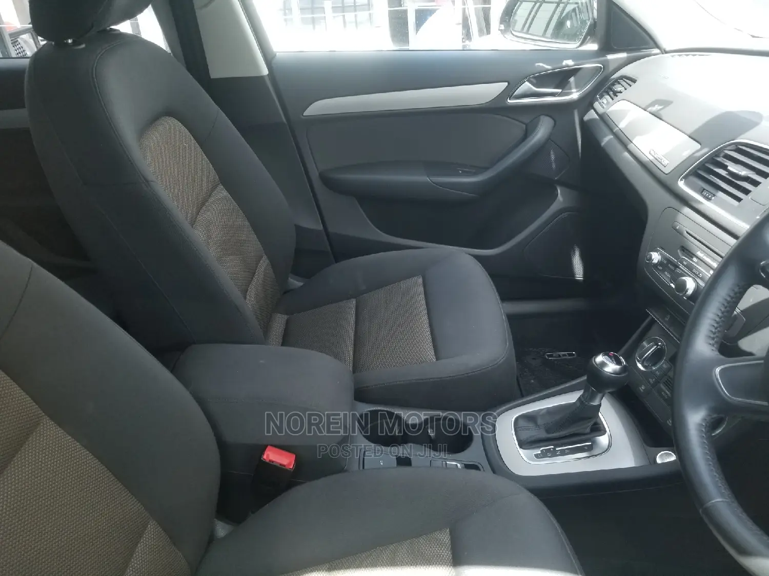 Audi Q3 2.0 TDI 140hp Quattro 2014 Black