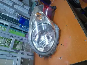 Suzuki Alto Headlight