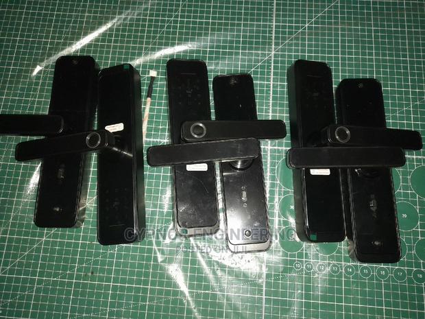 Lock With Remote Password Changing Feature and Password - main view