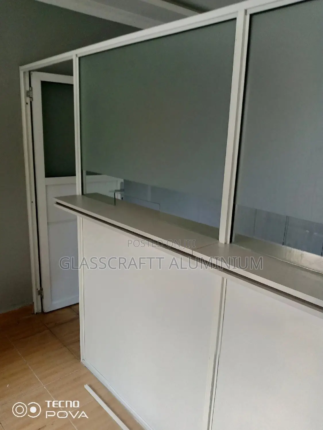 White Aluminum Partition