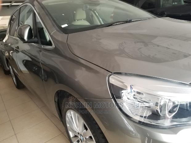 BMW 218i 2014 Gray - thumbnail 3