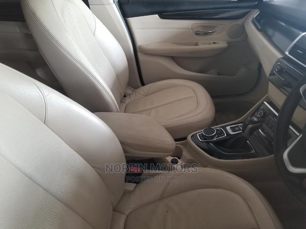 BMW 218i 2014 Gray - thumbnail 6