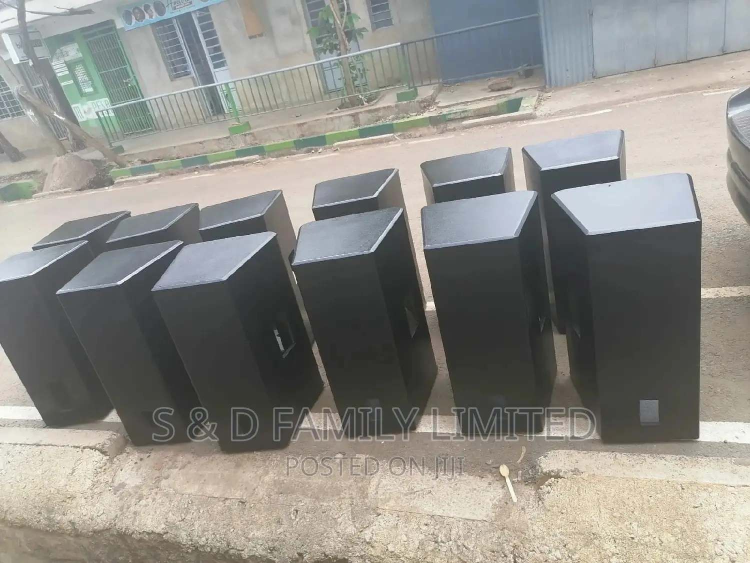 Midrange Speaker Cabinet