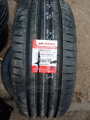 225/45r19 Lassa Tyre Made in Turkey