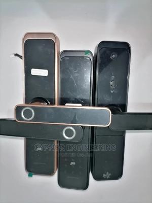 Biometric Smart Door Lock - thumbnail 2