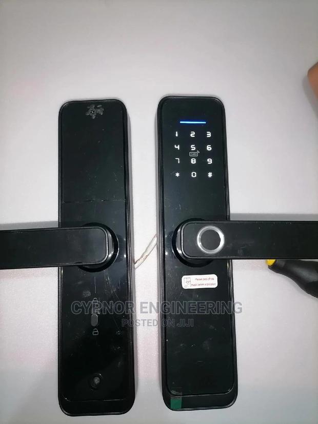 Biometric Control Locks for Homes - main view