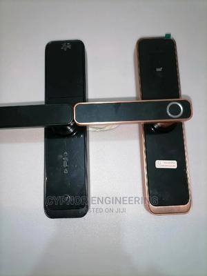 Biometric Control Locks for Stores - thumbnail 2