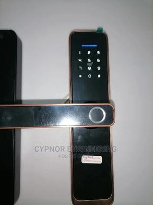 Biometric Smart Door Lock for Hotels - thumbnail 2