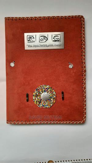 Handmade Leather Conference Folders - thumbnail 2