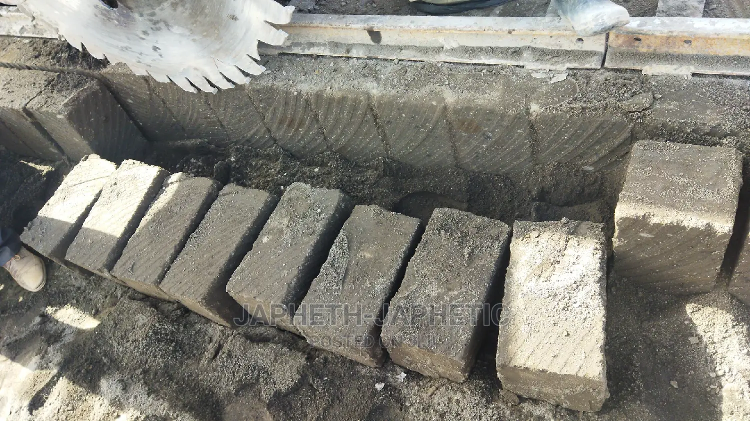 Smooth Machine Cut Stones,*