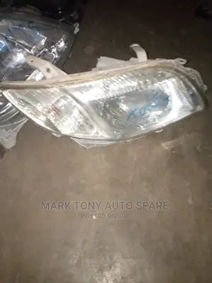 Axio Headlight 2010 Non