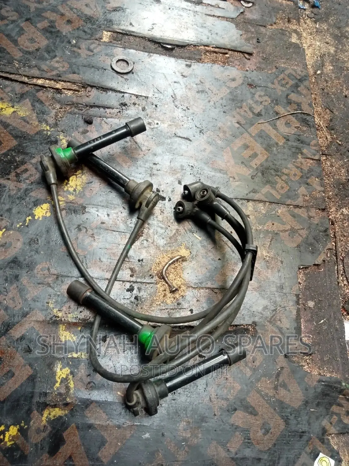 Lid Wire Nissan B14