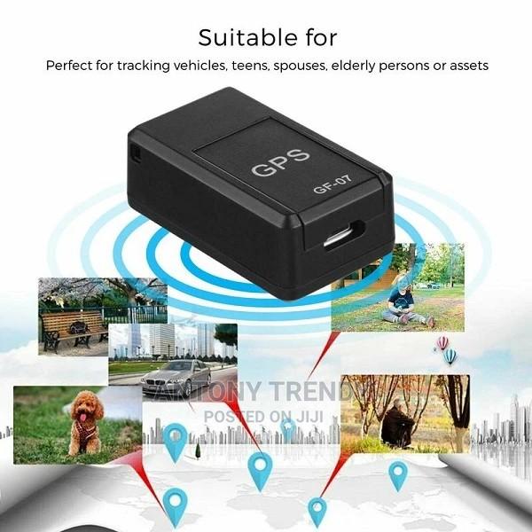 GF-07 Real Time Tracking Magnet Adsorption Mini Locator . - main view