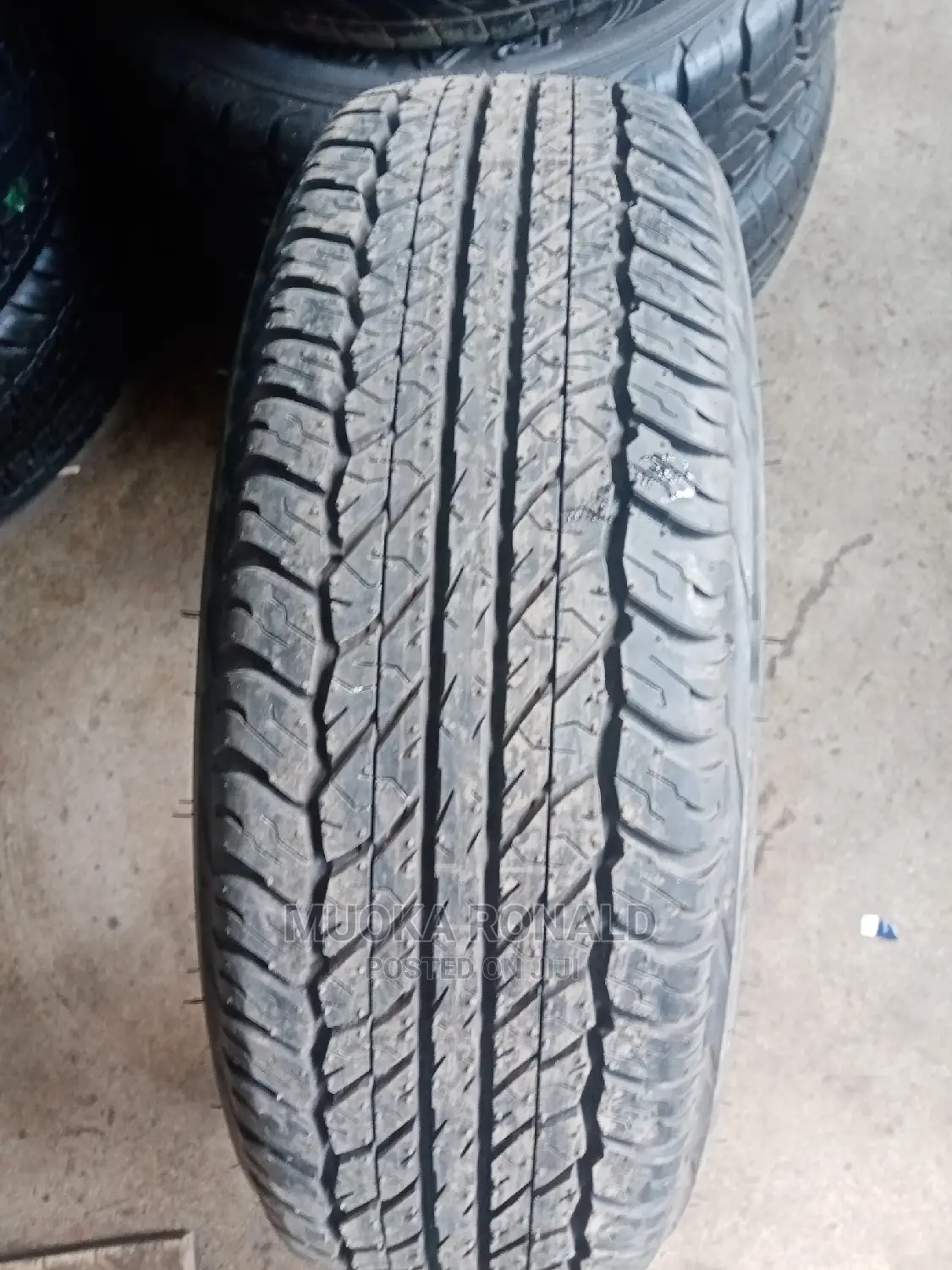 245/70r17 Dunlop Tyre
