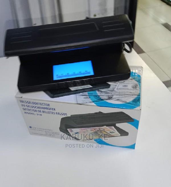 Superb Money Detector - main view