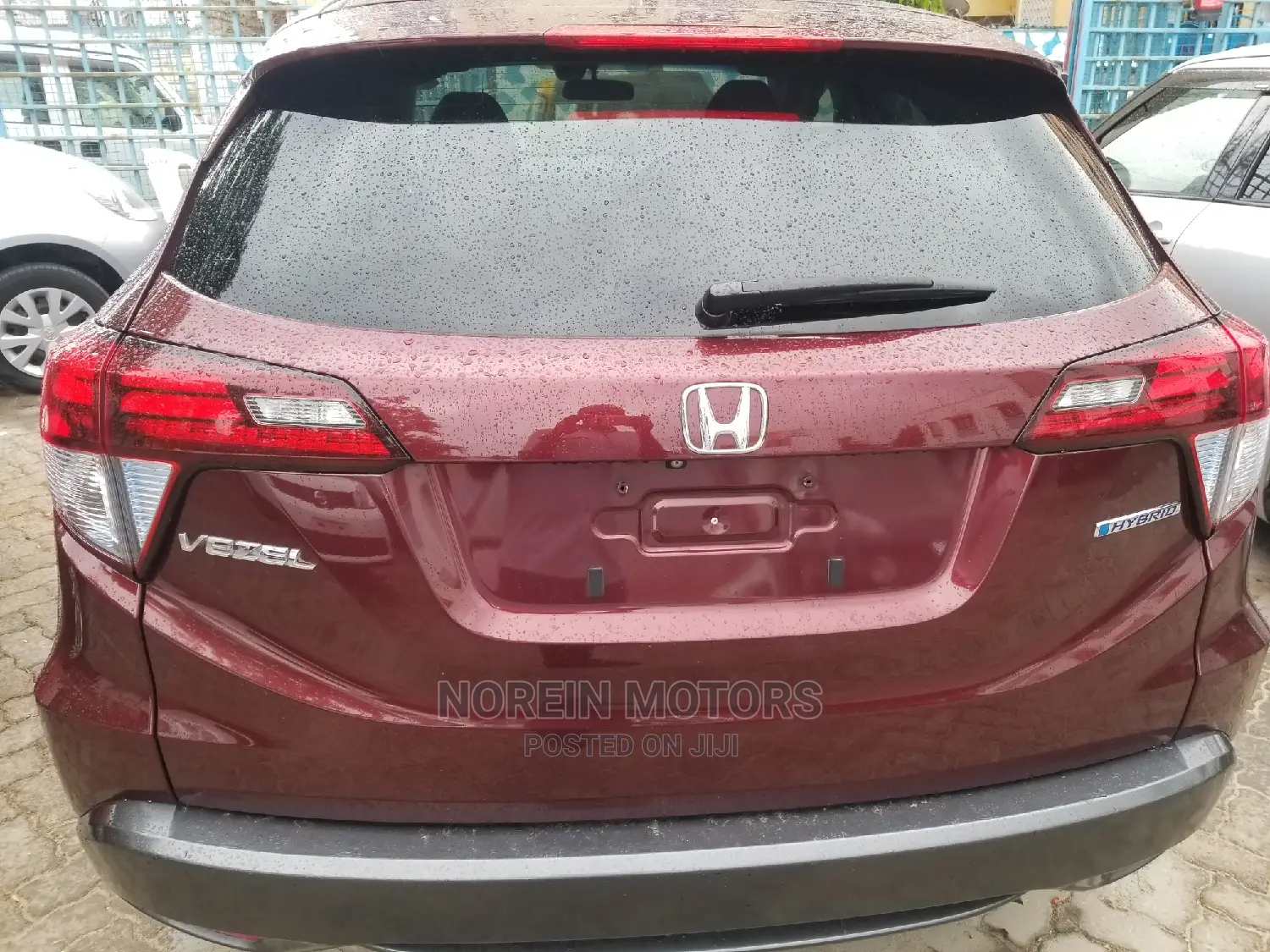 Honda Vezel 1.5 Hybrid 4WD 2015 Purple
