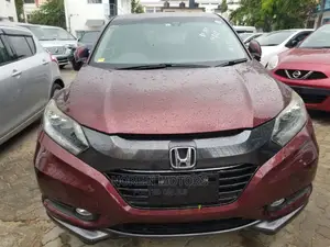 Honda Vezel 1.5 Hybrid 4WD 2015 Purple