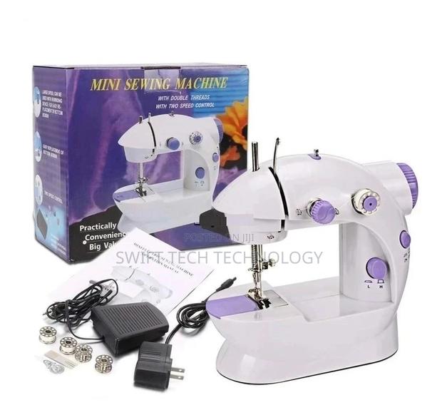 Mini Sewing Machine - main view