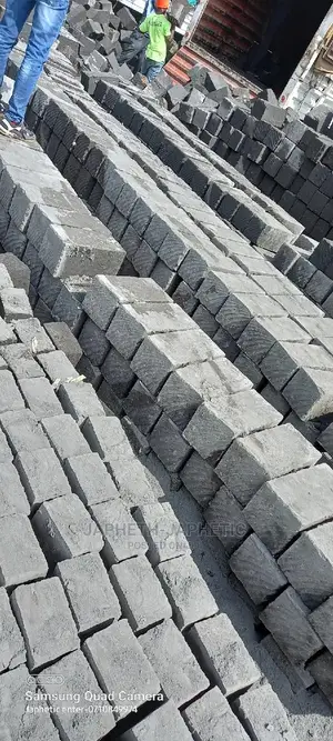 Machine Cut Stones,Grade 1