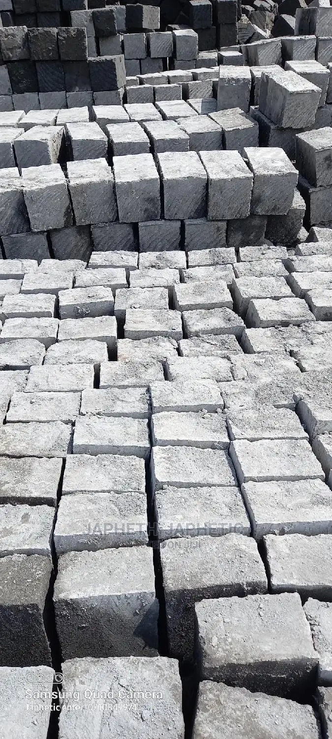 Machine Cut Stones,Grade 1