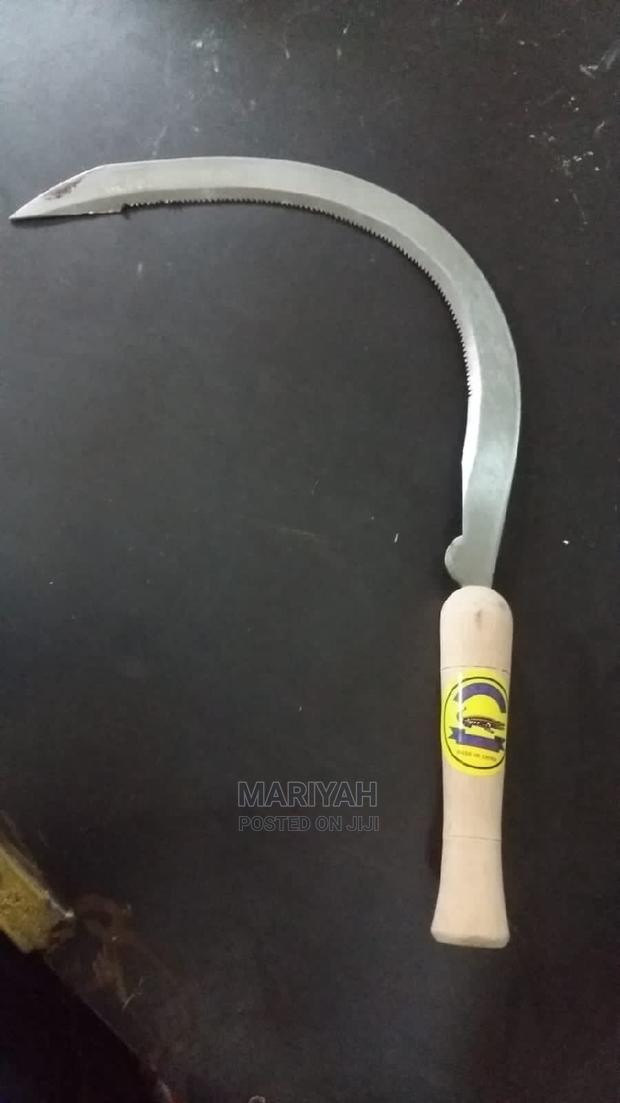 Hand Sickle - main view