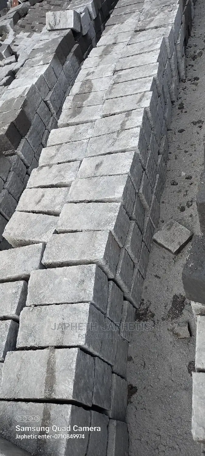 Grade 1 Machine Cut Stone/Ndarugo