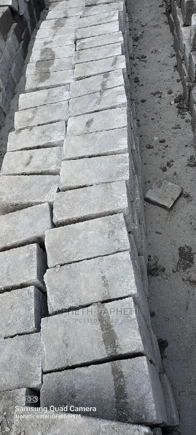 Grade 1 Machine Cut Stone/Ndarugo