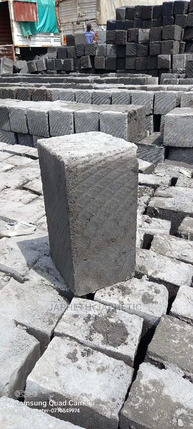 Machine Cut Stones,🛖