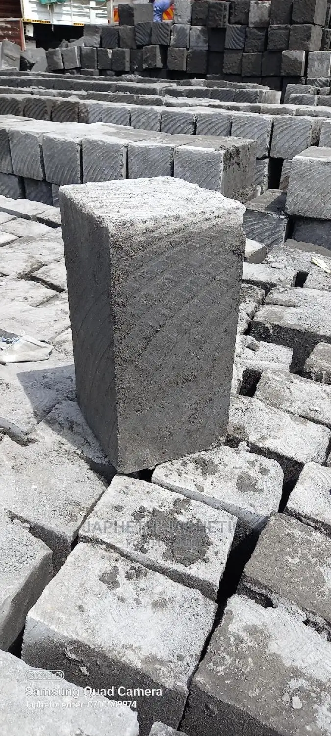 Machine Cut Stones,🛖
