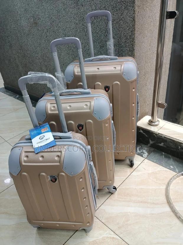 Stylish, Excellent Quality 3pcs Set Fiber Suitcase - thumbnail 7