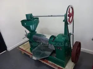 Oil Press Machine (Mop-100)