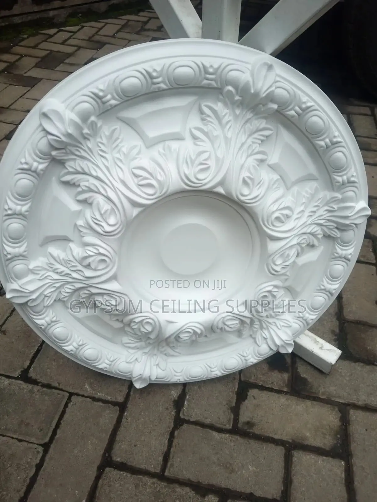 Fiber PU Medallion