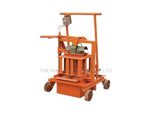 Small Clay Brick Machine - main view