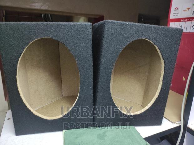 A Pair 6 by 9 Oval Midrange Speakers Cabinets - main view